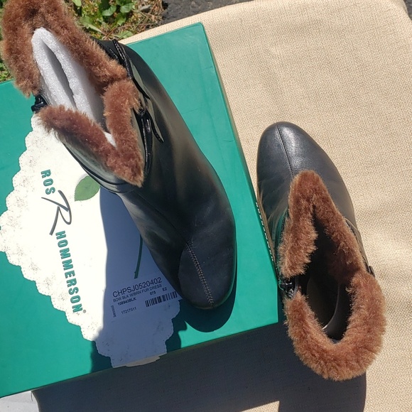 Roz Hommerson Dress Boot Genuine Leather Ankle Boots - Picture 4 of 5